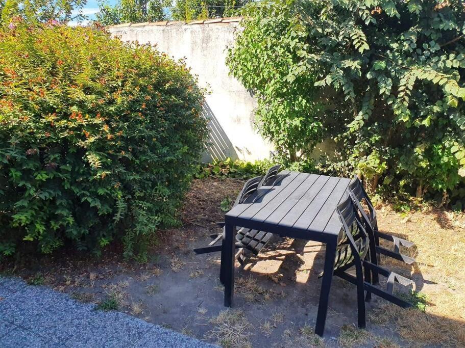 Appartement Centre Ville Au Calme Jardin Et Parking Public Ла-Рошель Экстерьер фото